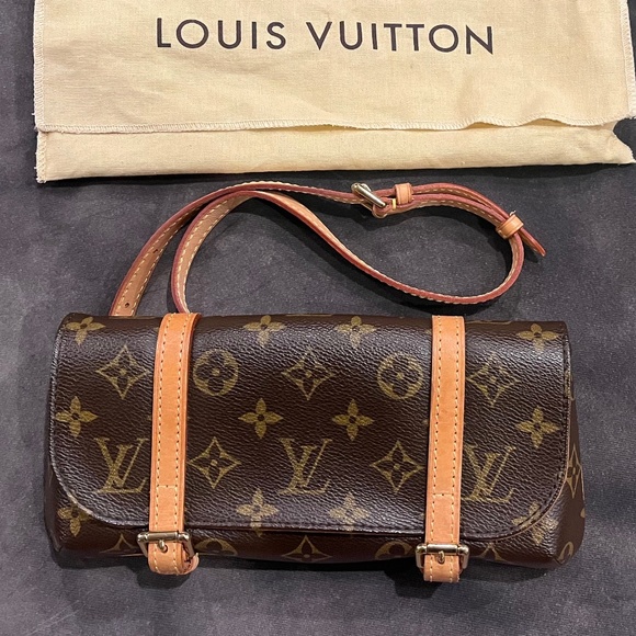 Louis Vuitton Handbags - Authentic Louis Vuitton waist bag bumbag pochette fanny pack